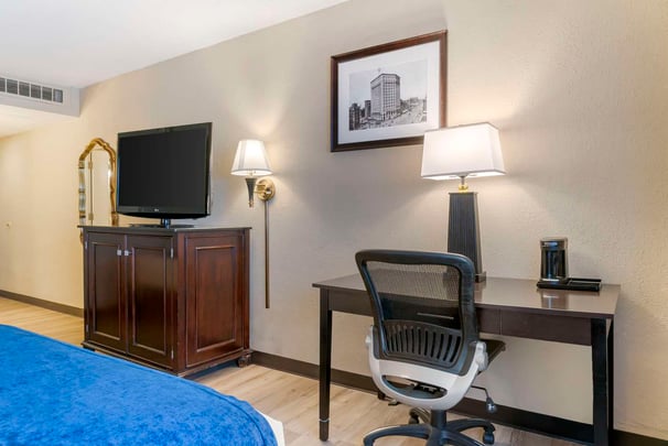 Accessible 2 Queen Beds