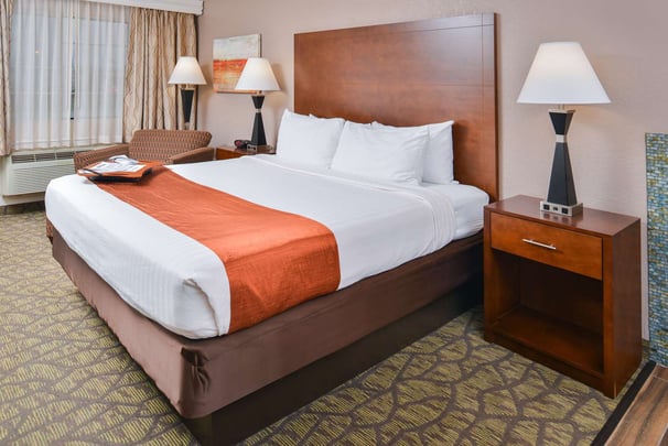 King Room with Hot Tub