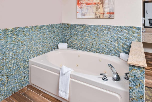 King Room with Hot Tub