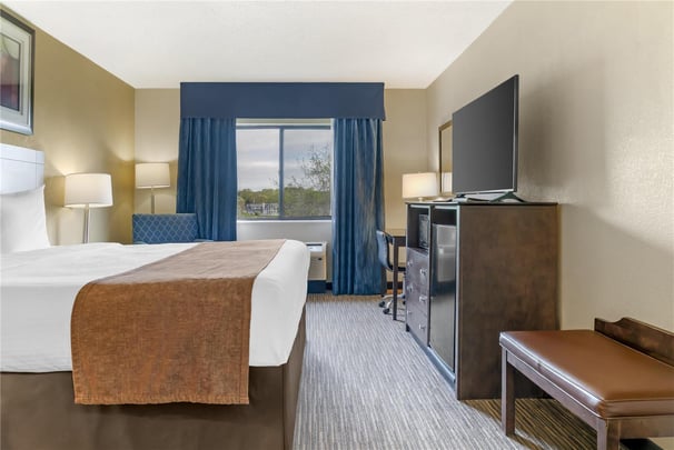 King Guest Room (Riverview)