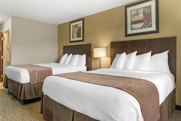 Double Queen Guest Room (View)