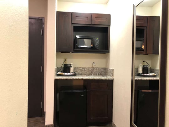 Kitchenette Suite