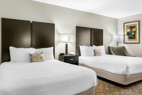 ADA 2 Queen Bed Room