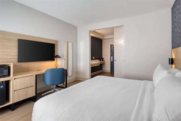 Accessible King Guest Room