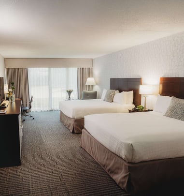 Somerset Inn Double Queen Guest Room