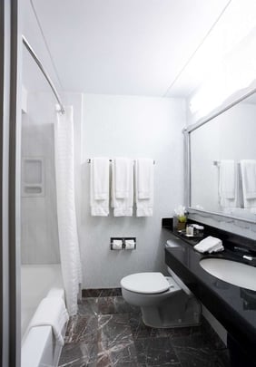 Somerset Inn Guest Bathroom