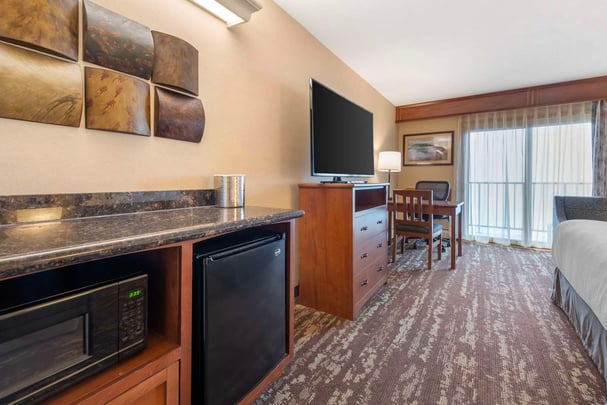 2 Queen Bed Room Accessible