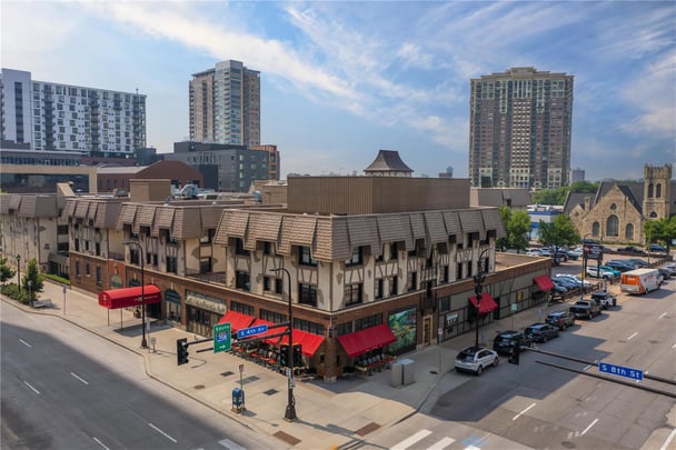 BW Plus The Normandy Inn Drone