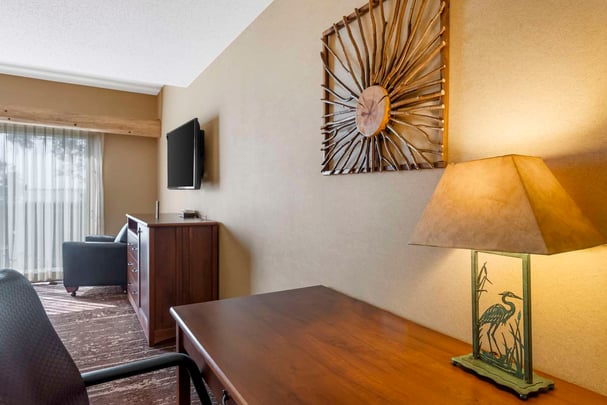 Single Queen Kitchen