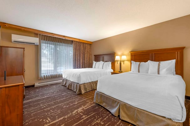 ADA Double Queen Tub