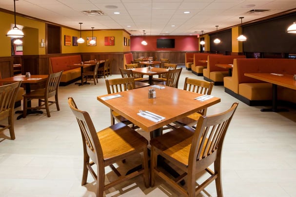 Green Mill Willmar Restaurant