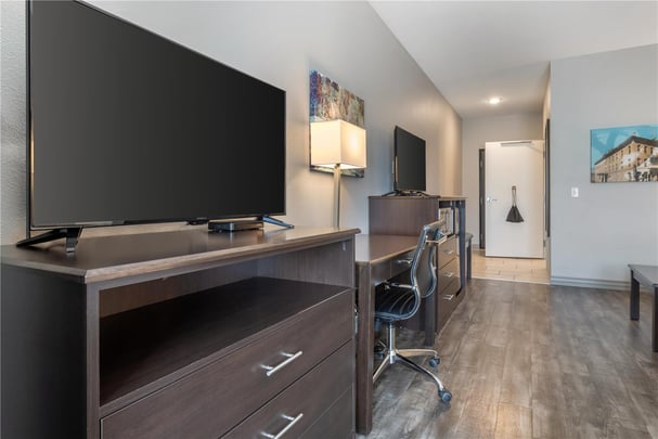 Accessible King Suite