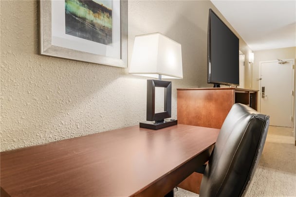 Poolview Double Queen