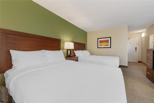 Double Queen Guest Room