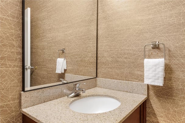 BW Fairmont MN Poolview Room