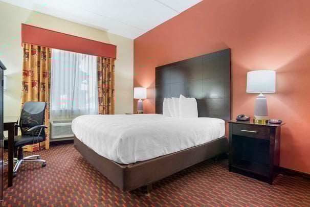 Accessible King Suite