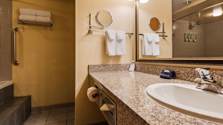 King Suite Bathroom