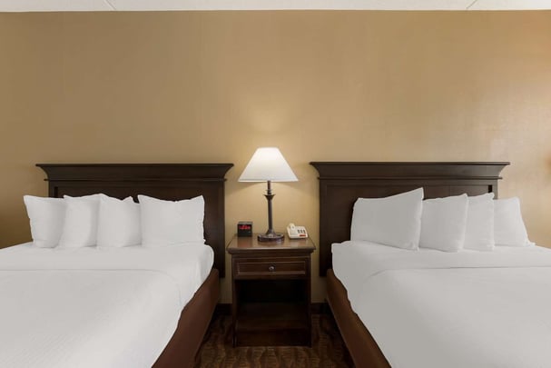 Double Queen Standard