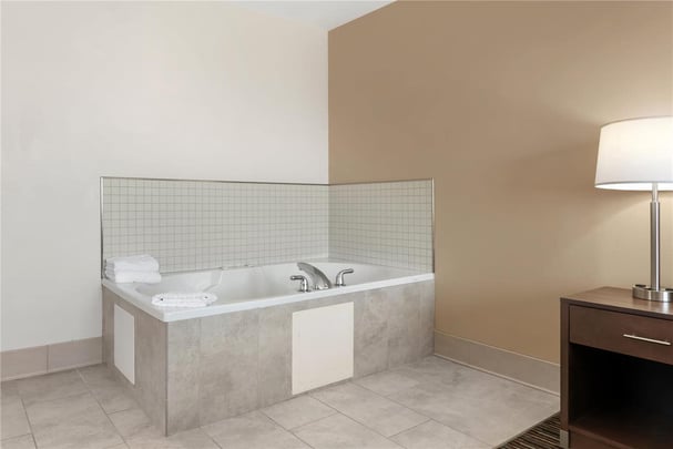 King Jaccuzi Room