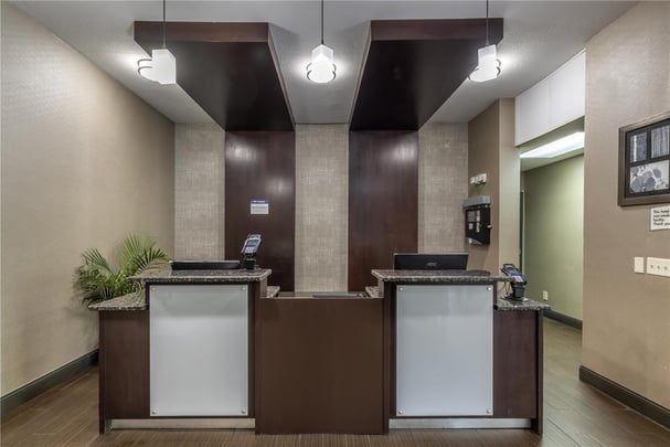 BW Plus Lees Summit Lobby