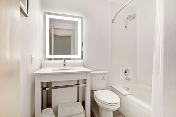 Accessible Double Queen