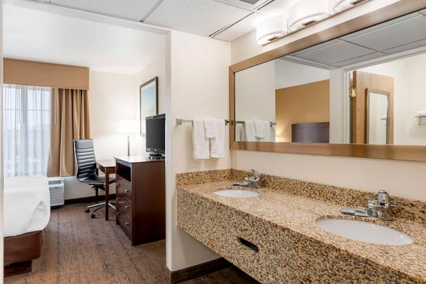 BW Yellowstone MT QS