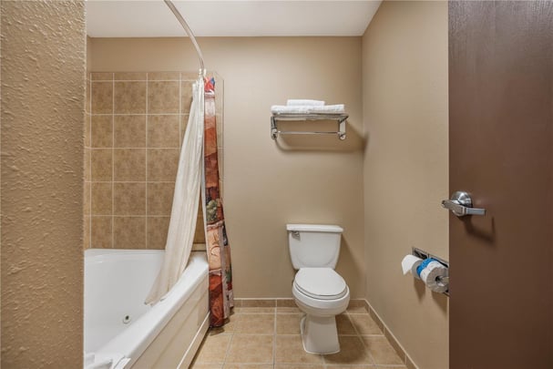 Jr. Suite Bathroom
