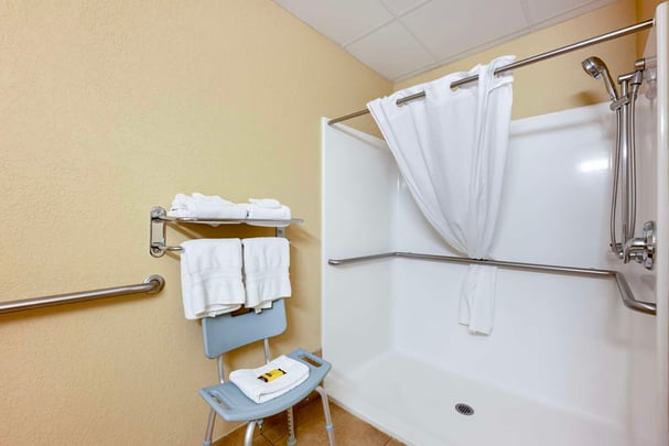 ADA Double Queen Roll-in