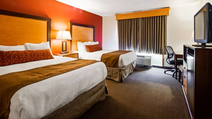 Standard 2 Queen Beds