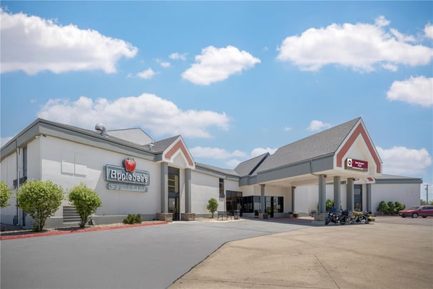 BW York Nebraska Exterior