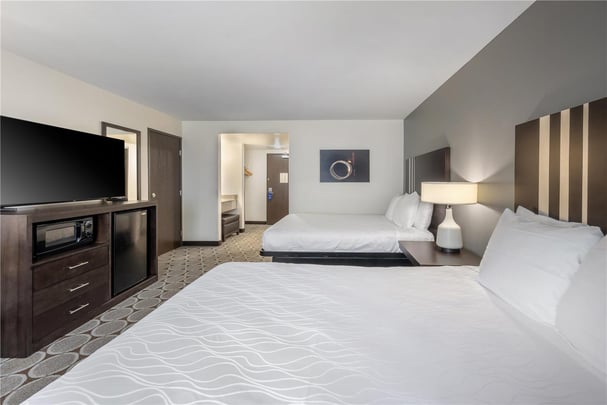 2 Queen ADA with Roll In Shower