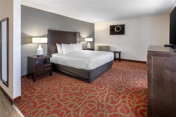 King Suite with Kitchen