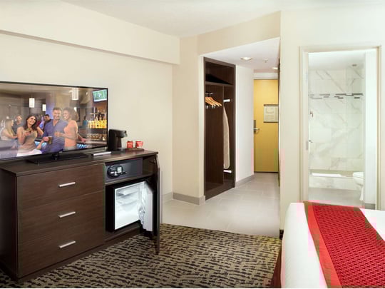 Elite King Premier View Room