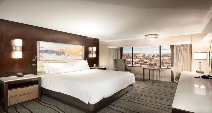 Peppermill Tower Single King