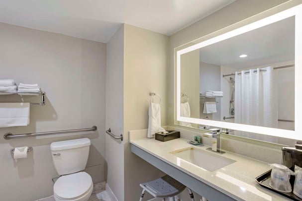 Accessible King Roll In