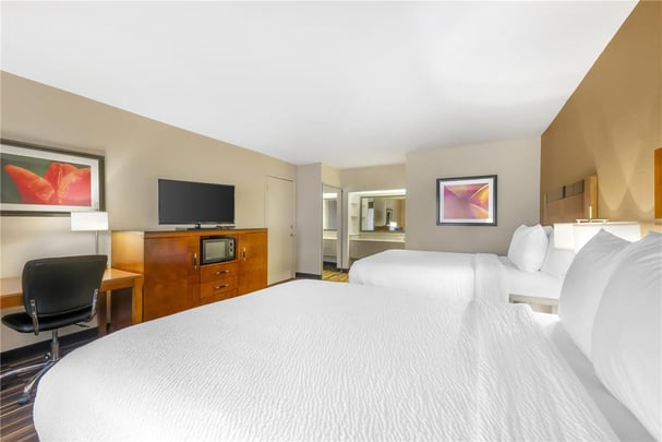 Double Queen Guest Room