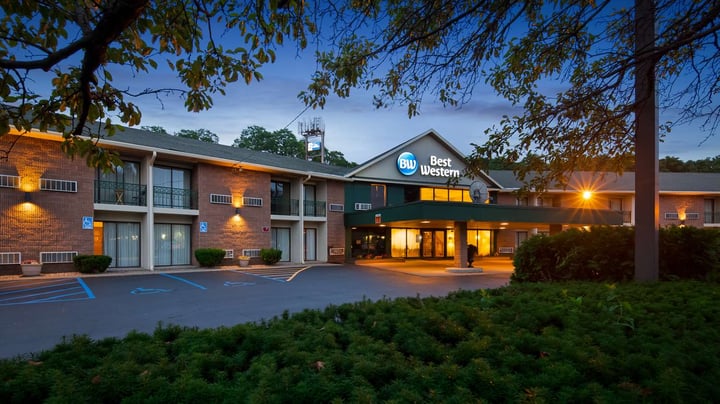 Welcome to the Best Western Clifton Park!!