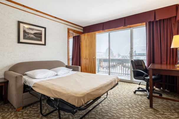 2 Queen Suite Interior 2nd Floor