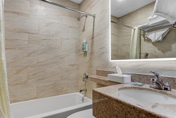 BW Jamaica NY NQQtwo