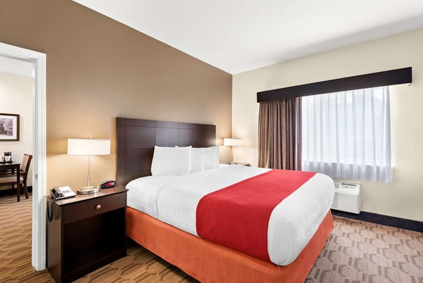 2 Bedroom King Suite