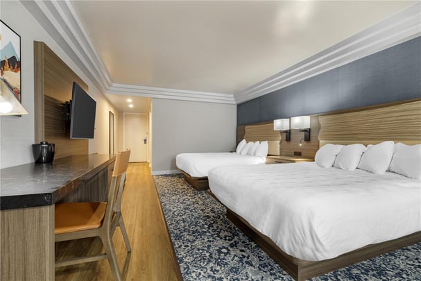 2 Queen Bed Room River View