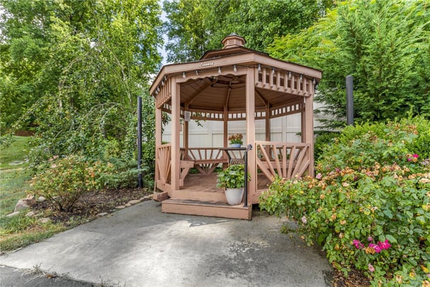 BW Asheville NC Gazebo