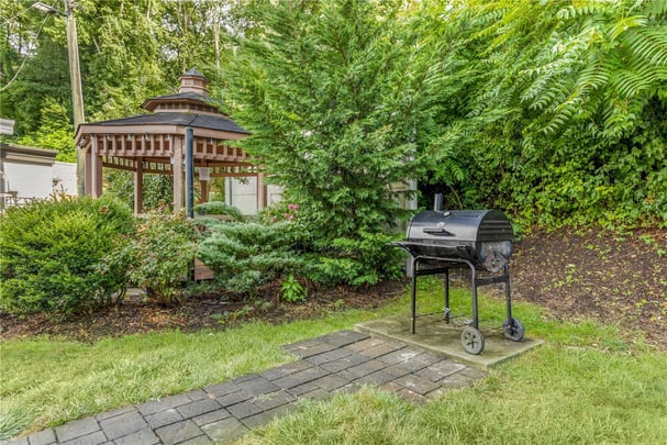 BW Asheville NC Gazebo