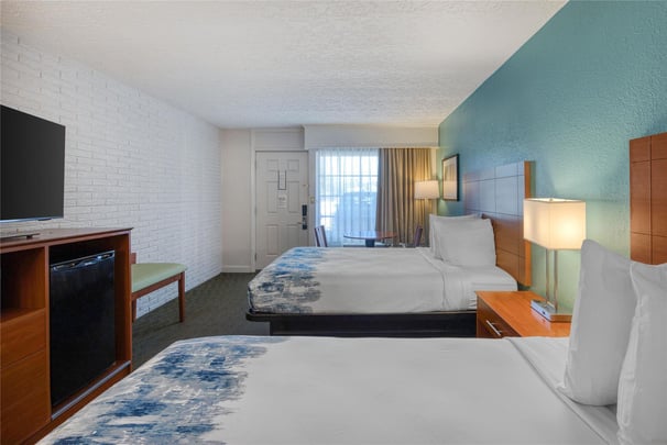 Double Queen Guest Room