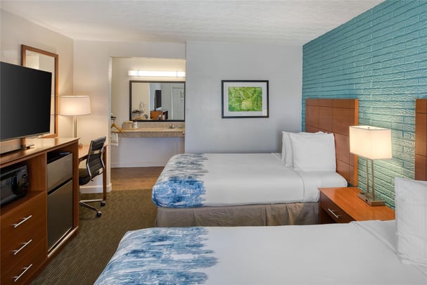 Accessible Double Queen