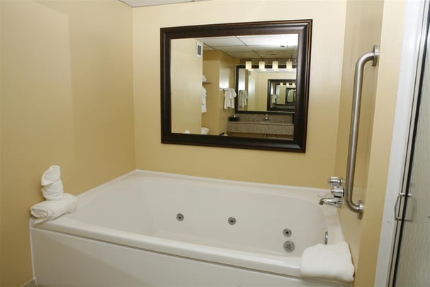 Two Room Suite with Whirlpool Tub