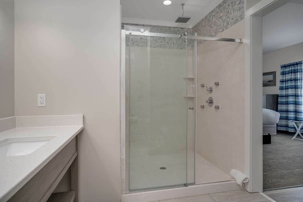 Jetted Rainfall Shower