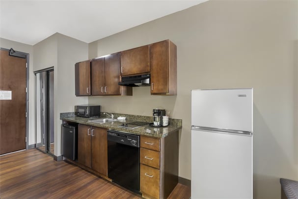 King Suite Kitchenette