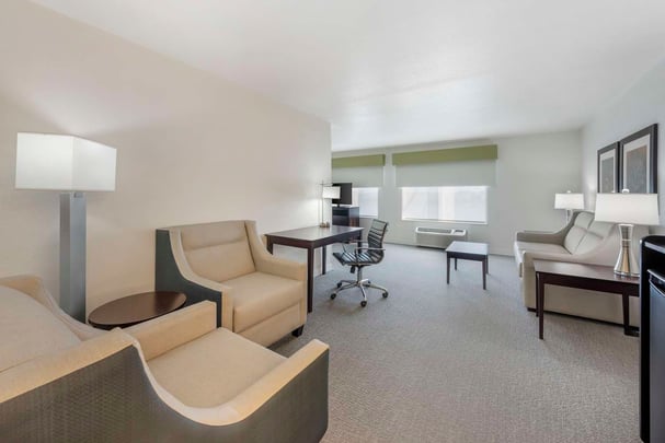 North End King Suite