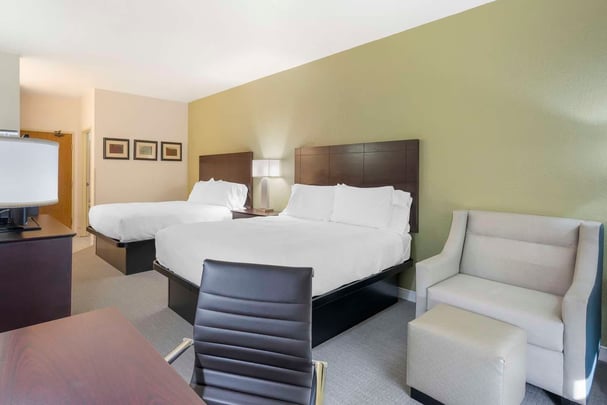 Standard Two Queen Bed Room